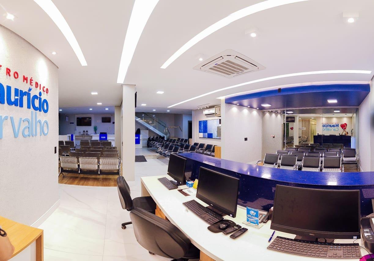 Clínica Dr. Maurílio — corredor