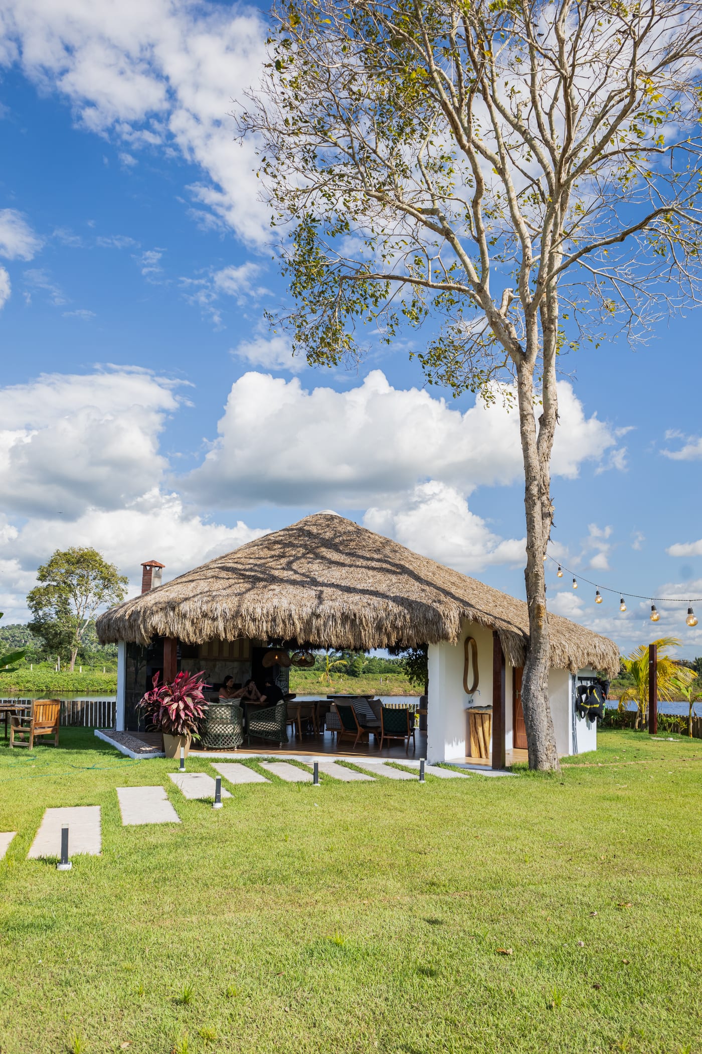 Área de apoio — detalhe 4